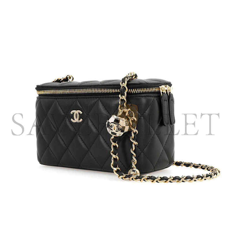 CHANEL VANITY CASE BLACK AND WHITE FOOTBALL GOLD BALL AP2303 B09985 94305 (16*10*8cm)
