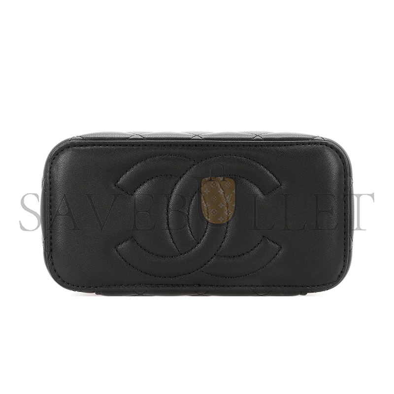 CHANEL VANITY CASE BLACK AND WHITE FOOTBALL GOLD BALL AP2303 B09985 94305 (16*10*8cm)